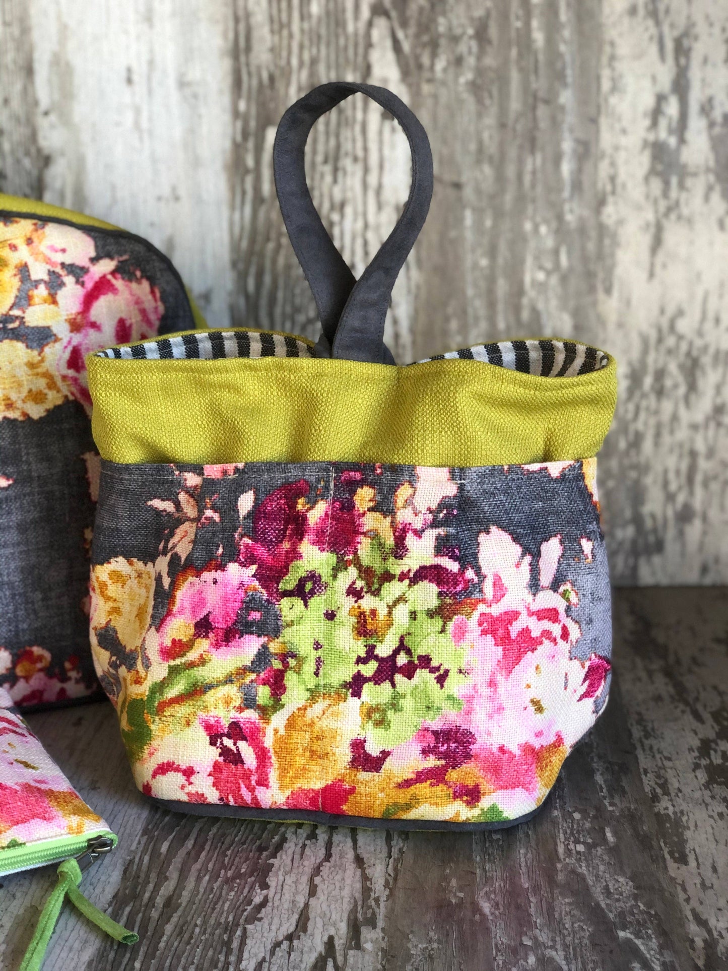 Atenti - Blossom Grey Tall Caddy
